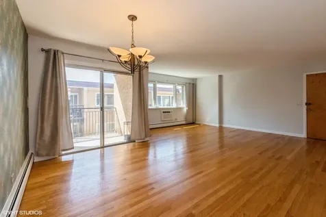 3552 North Oleander Avenue Chicago IL 60634