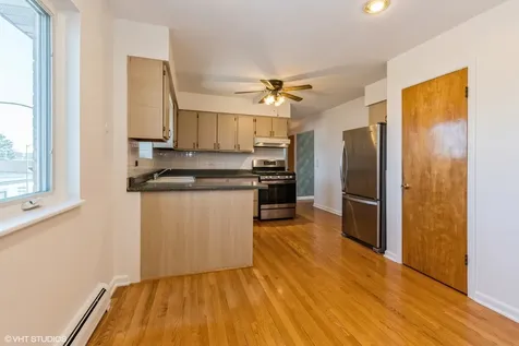 3552 North Oleander Avenue Chicago IL 60634