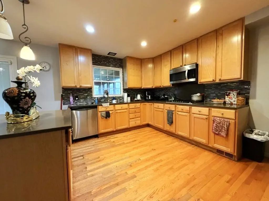 6582 Tealwood Drive Lisle IL 60532