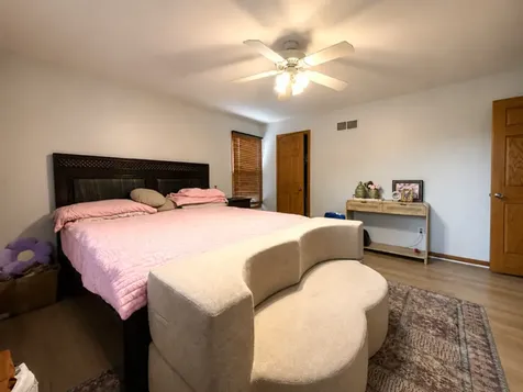 6582 Tealwood Drive Lisle IL 60532