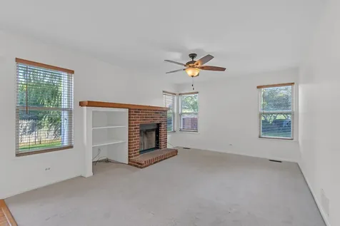 2259 North Orchard Lane Round Lake Beach IL 60073