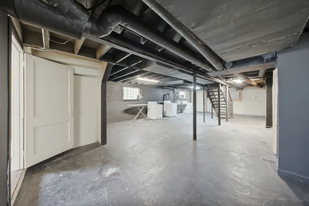10416 South Sangamon Street Chicago IL 60643