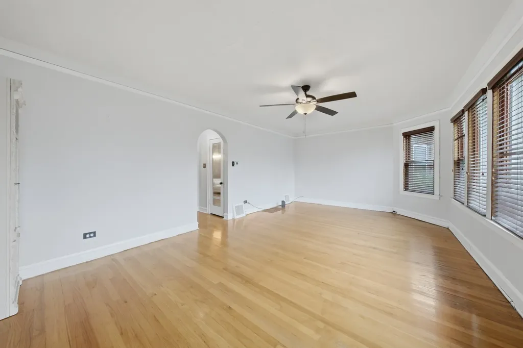 10416 South Sangamon Street Chicago IL 60643