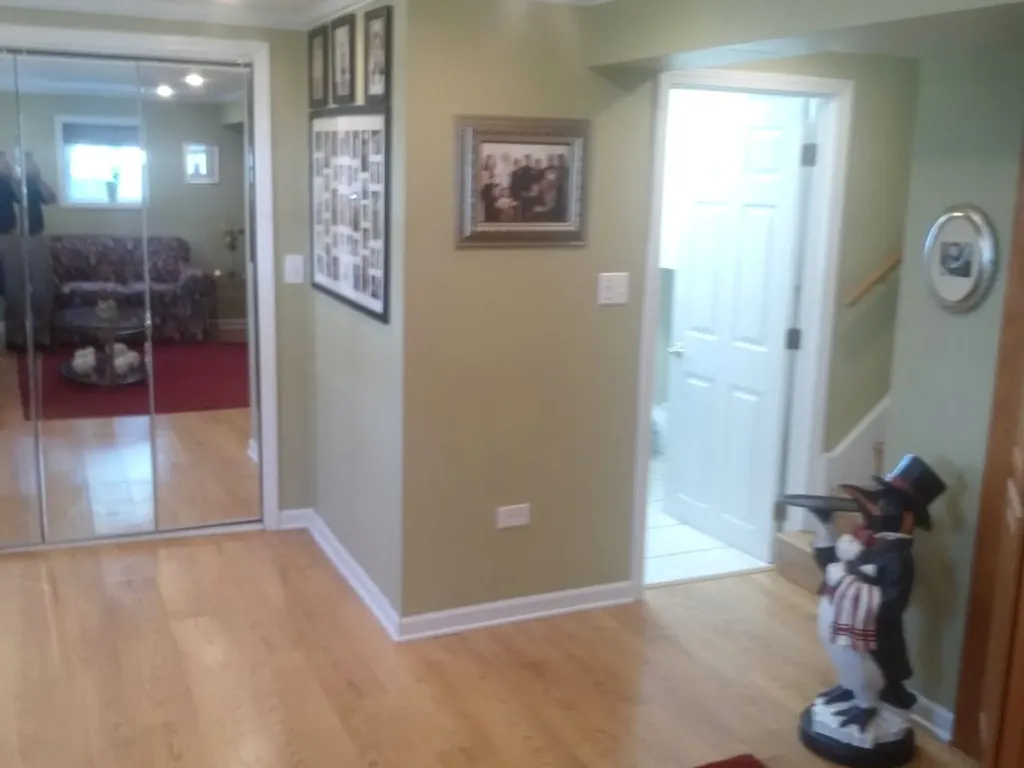 943 South Charlotte Street Lombard IL 60148
