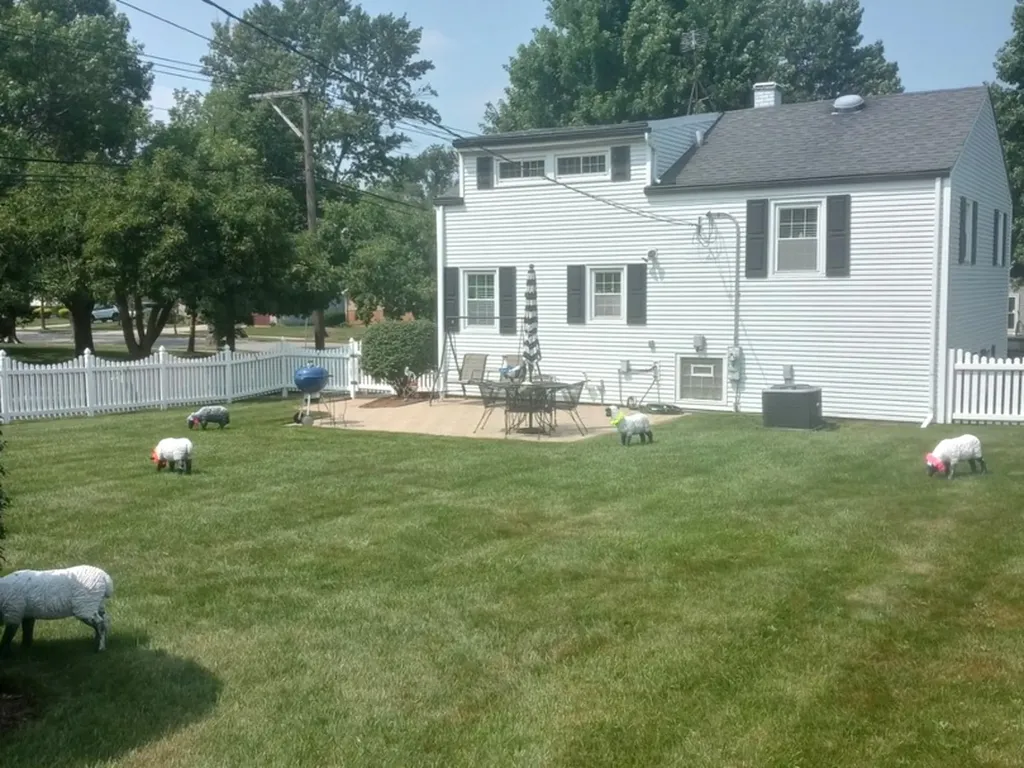 943 South Charlotte Street Lombard IL 60148