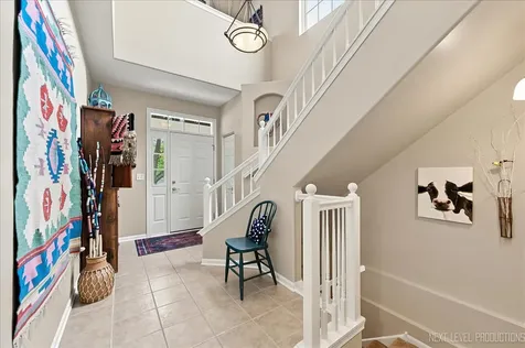 253 Larsdotter Lane Geneva IL 60134