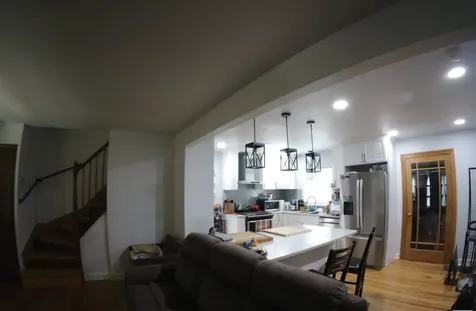 5153 West 64th Place Chicago IL 60638