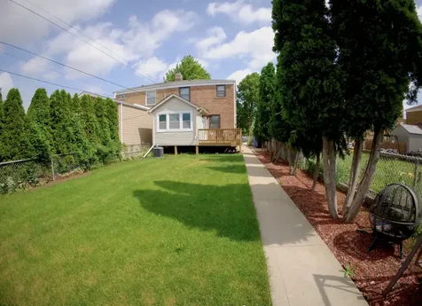 5153 West 64th Place Chicago IL 60638