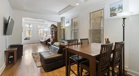 1350 North Bell Avenue Chicago IL 60622