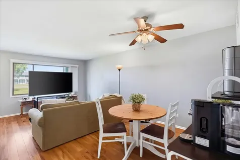 34322 North Birch Lane Gurnee IL 60031