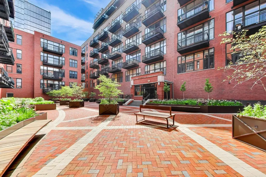 333 West Hubbard Street Chicago IL 60654