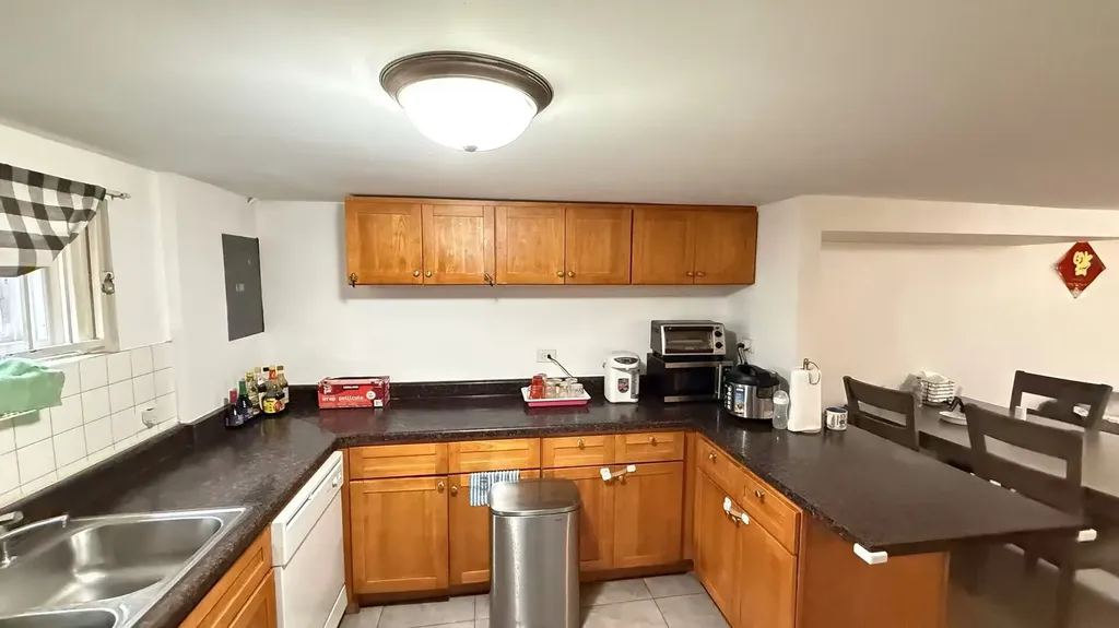 3524 South Lituanica Avenue Chicago IL 60609