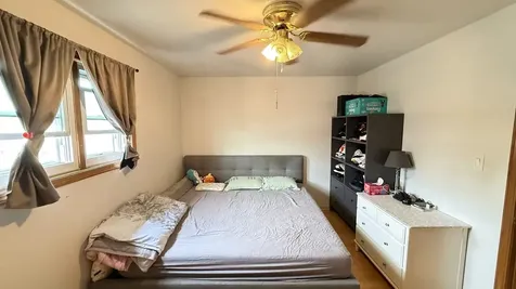 3524 South Lituanica Avenue Chicago IL 60609