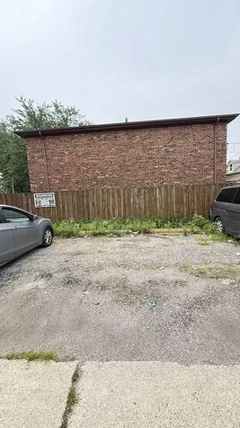 3524 South Lituanica Avenue Chicago IL 60609