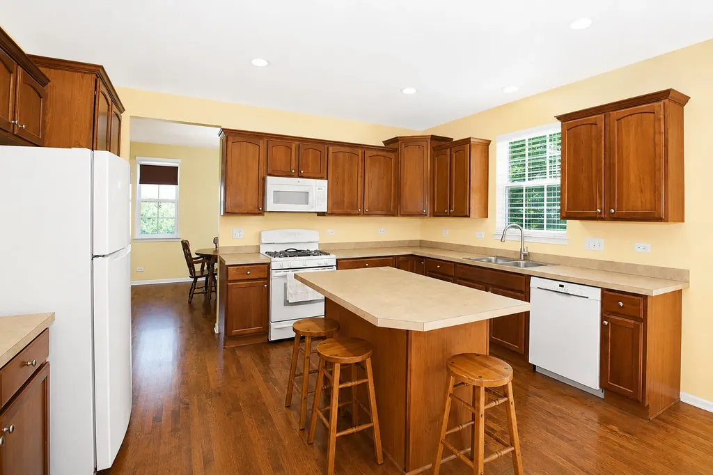 11293 Nicollet Lane Huntley IL 60142