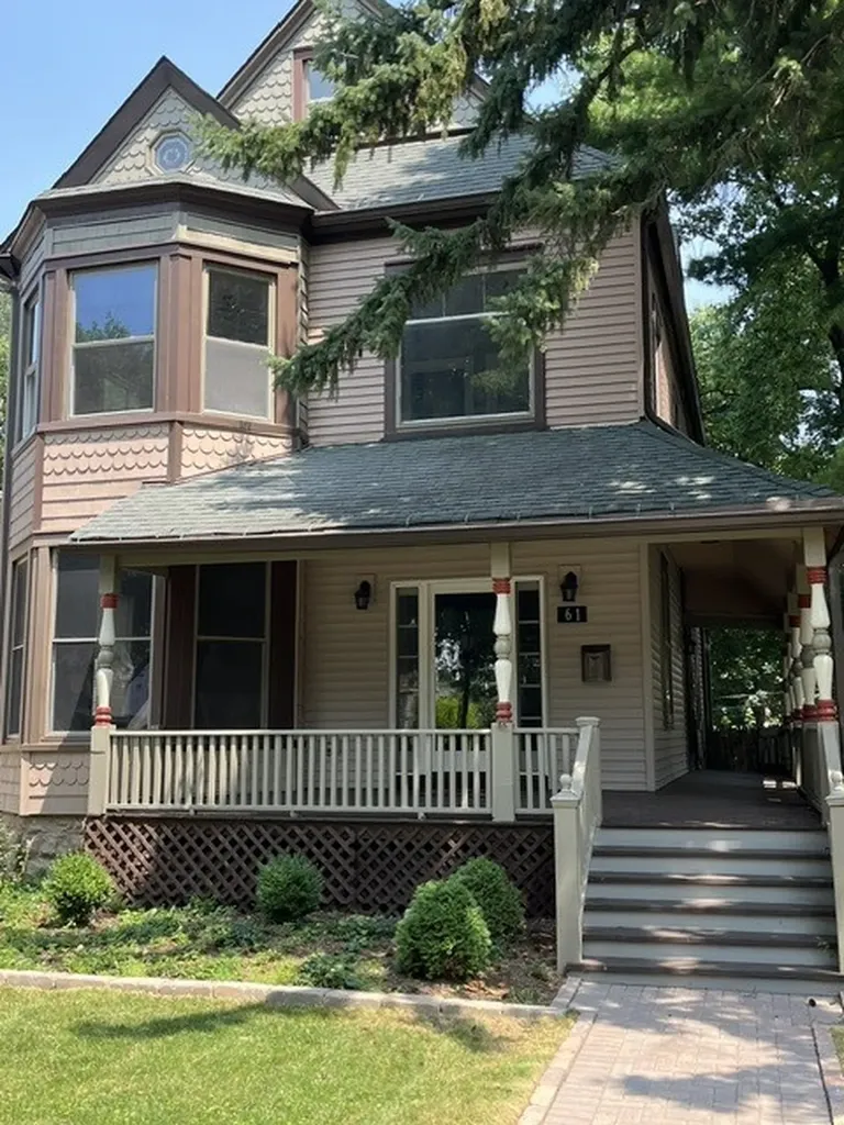 61 7TH Avenue La Grange IL 60525