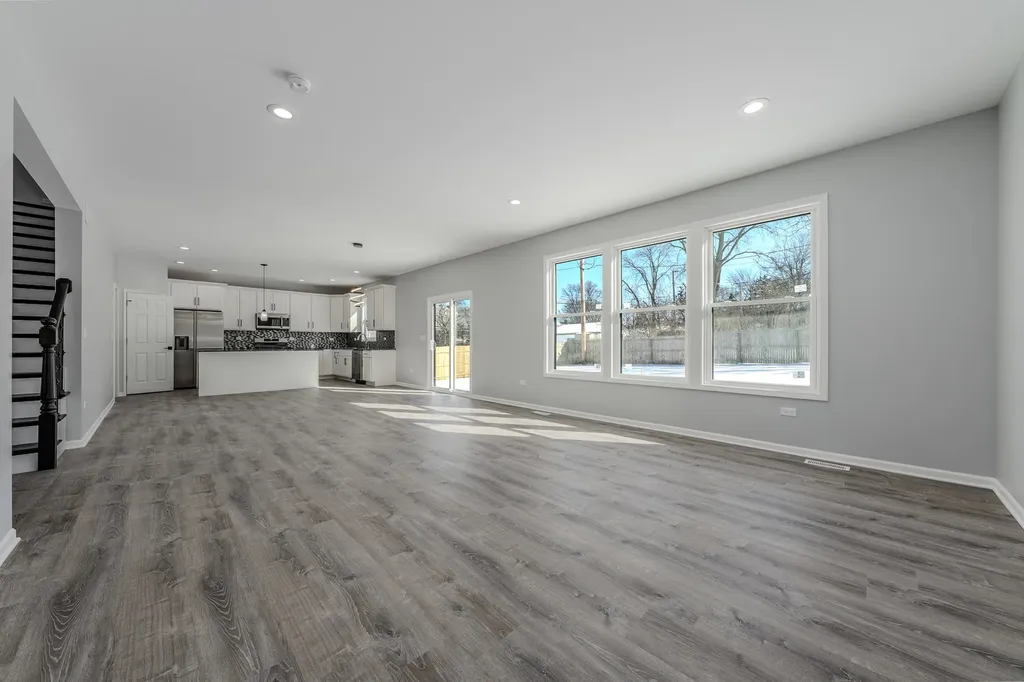 194 Vance Street Lombard IL 60148