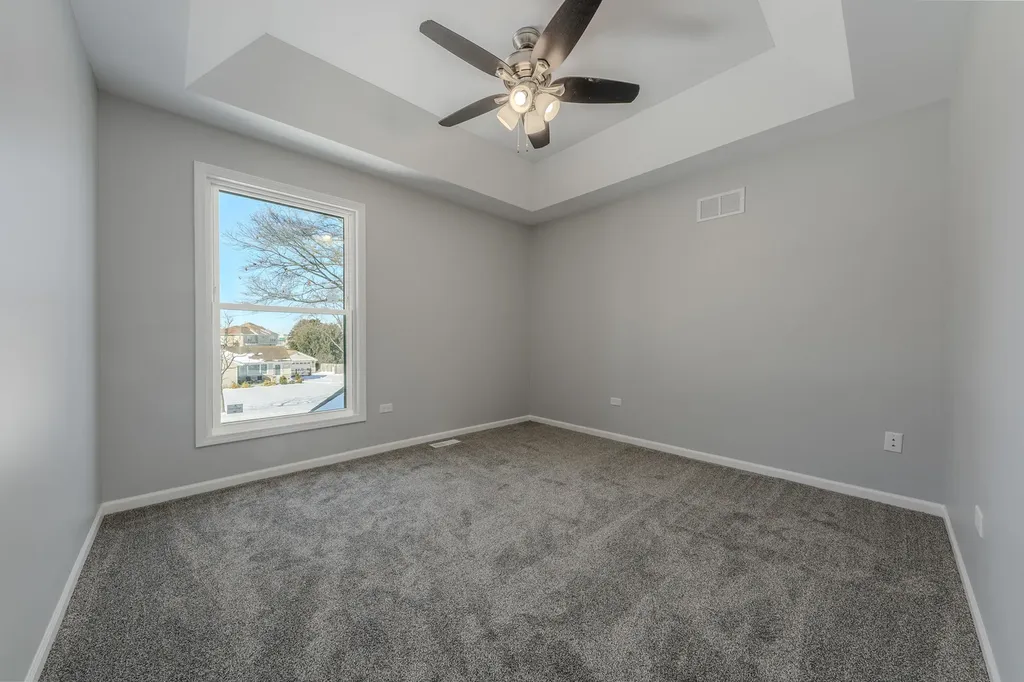 194 Vance Street Lombard IL 60148