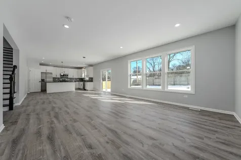 194 Vance Street Lombard IL 60148
