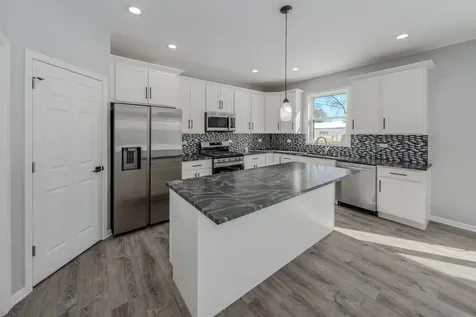 194 Vance Street Lombard IL 60148