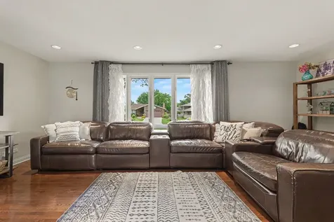 13050 South Cypress Lane Palos Heights IL 60463