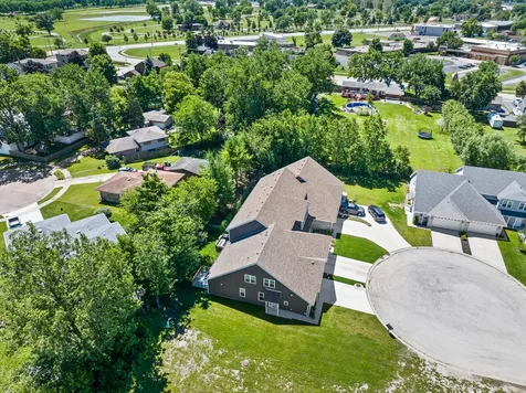 7428 Covington Drive Justice IL 60458