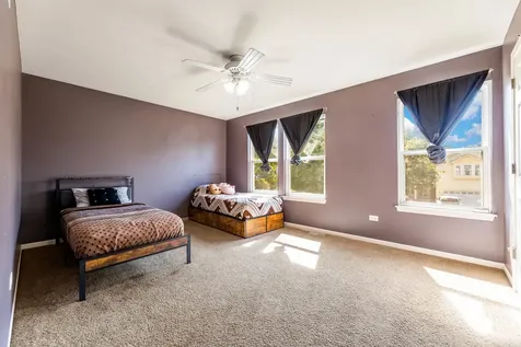1715 Ivy Lane Montgomery IL 60538