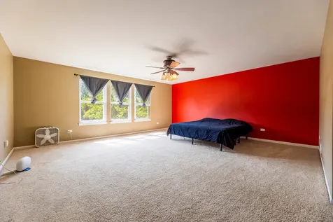 1715 Ivy Lane Montgomery IL 60538