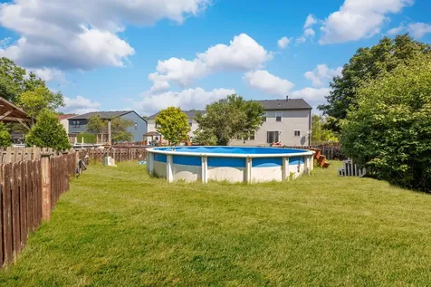 1715 Ivy Lane Montgomery IL 60538