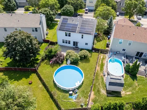 1715 Ivy Lane Montgomery IL 60538