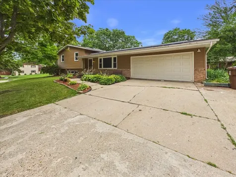 4315 Dempster Avenue Rockford IL 61108