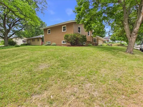 4315 Dempster Avenue Rockford IL 61108