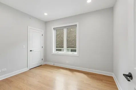 2012 Maple Avenue Evanston IL 60201
