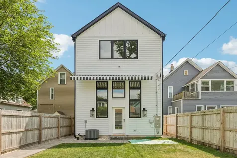2012 Maple Avenue Evanston IL 60201