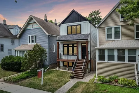 2012 Maple Avenue Evanston IL 60201
