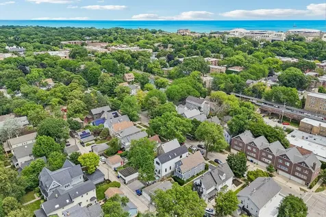 2012 Maple Avenue Evanston IL 60201