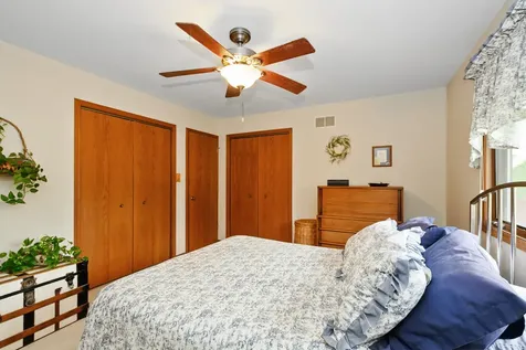 8955 Linden Drive Tinley Park IL 60487