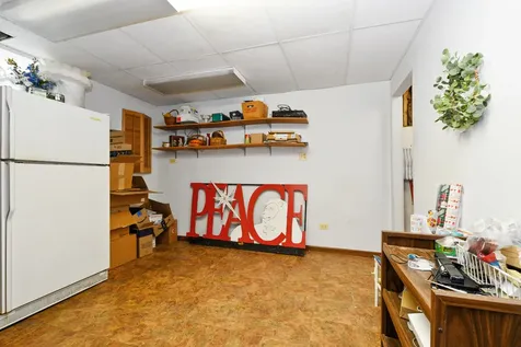 8955 Linden Drive Tinley Park IL 60487