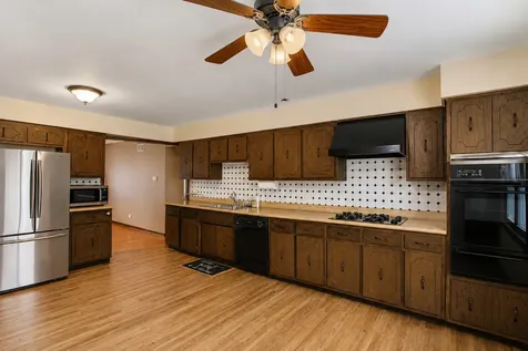 8414 West Brodman Avenue Chicago IL 60656