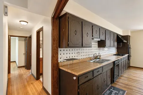 8414 West Brodman Avenue Chicago IL 60656