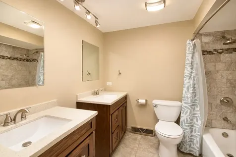 8414 West Brodman Avenue Chicago IL 60656