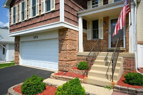 1293 Caribou Trail Carol Stream IL 60188