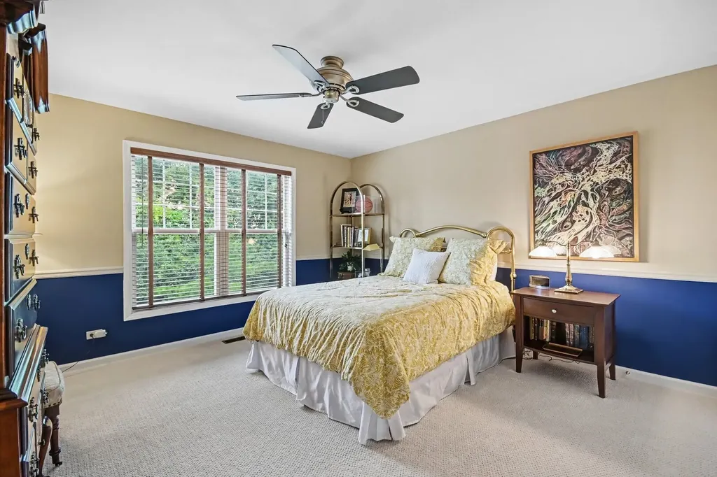 4 Lakebreeze Court Lake Zurich IL 60047