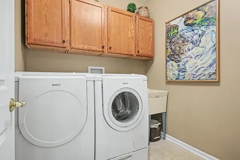 4 Lakebreeze Court Lake Zurich IL 60047