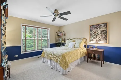 4 Lakebreeze Court Lake Zurich IL 60047