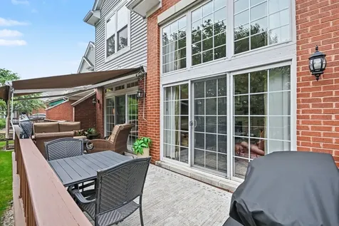 4 Lakebreeze Court Lake Zurich IL 60047