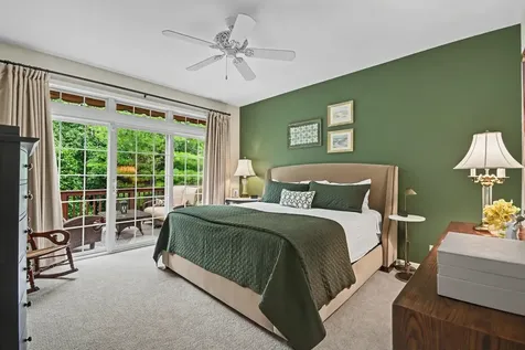 4 Lakebreeze Court Lake Zurich IL 60047