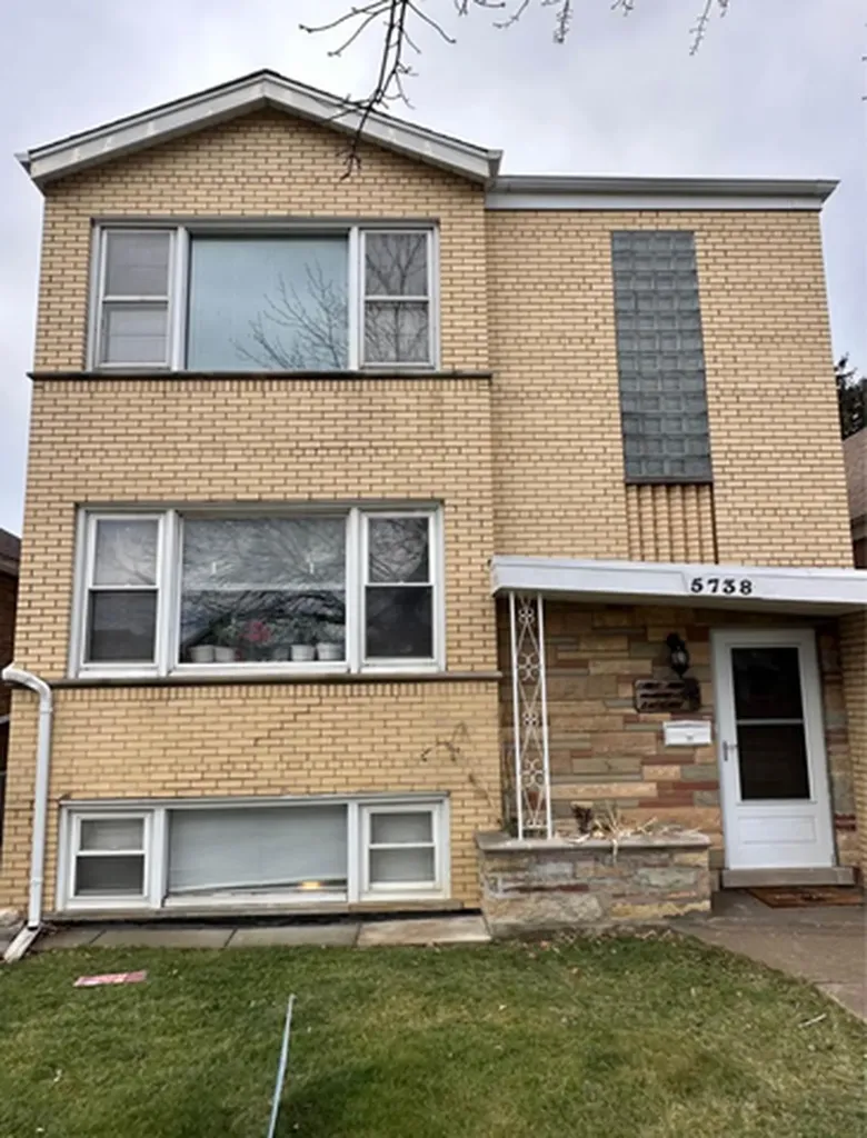 5738 South Kenneth Avenue Chicago IL 60629