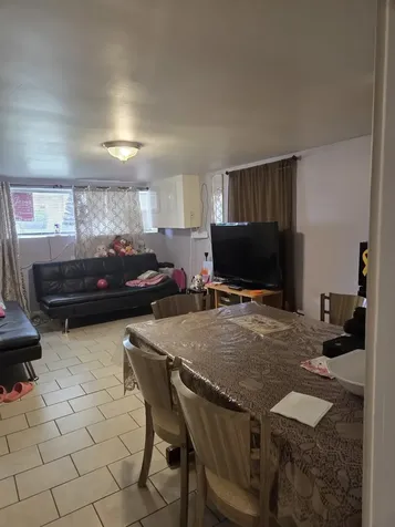 5738 South Kenneth Avenue Chicago IL 60629