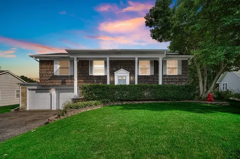 12 Regent Court Buffalo Grove IL 60089